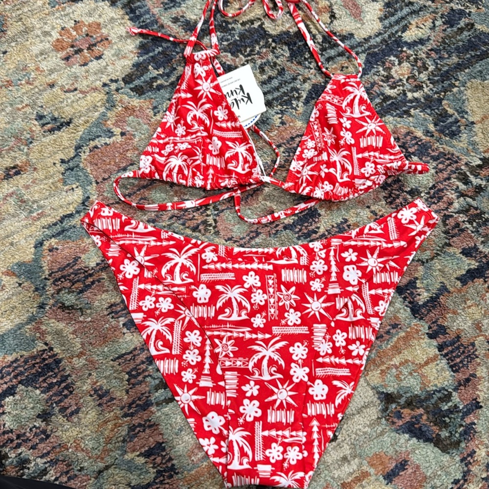 KuLani Kinis bikini
Red and white
